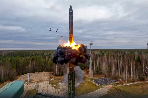 Russia – The Oreshnik hypersonic missile